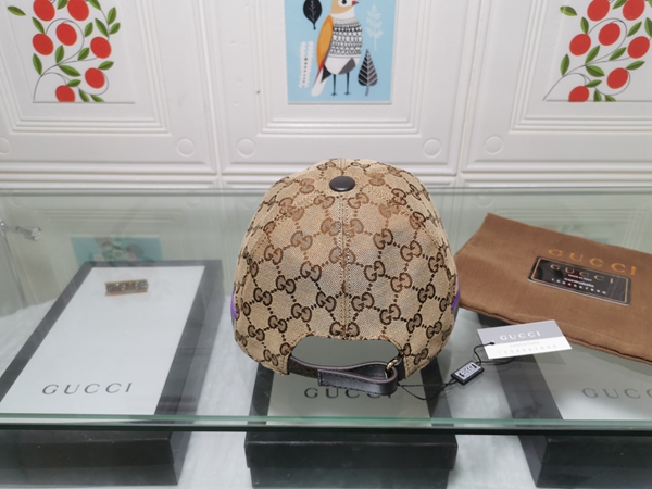 ブランド帽子側面デザイン